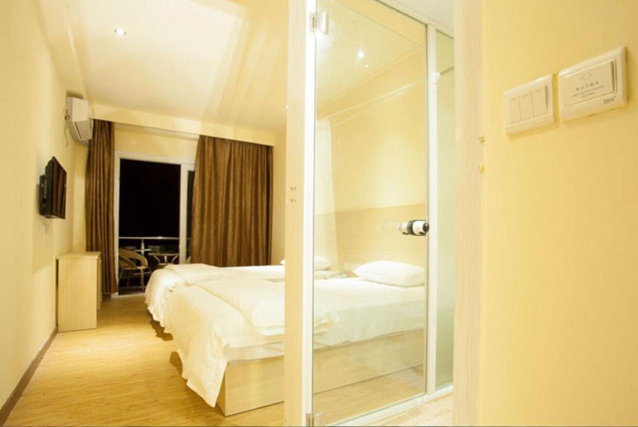 尼莫的家nemo'S Home Motel Koror Buitenkant foto